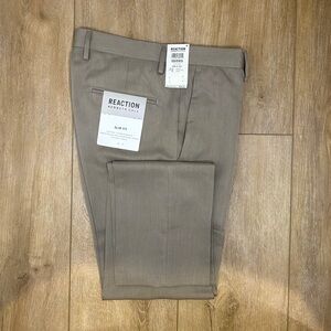 KENNETH COLE REACTION Urban Heather Slim Fit Dress Slacks in Oatmeal.